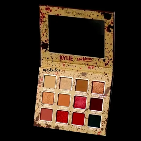A Nightmare On Elm Street Pressed Powder Palette - Picture 12 of 16